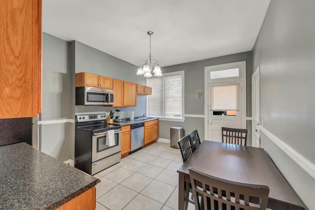 فيلا Ravishing 2-Story Unit In Stl 2E سانت لويس المظهر الخارجي الصورة
