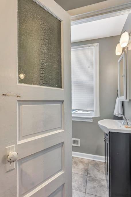 فيلا Ravishing 2-Story Unit In Stl 2E سانت لويس المظهر الخارجي الصورة
